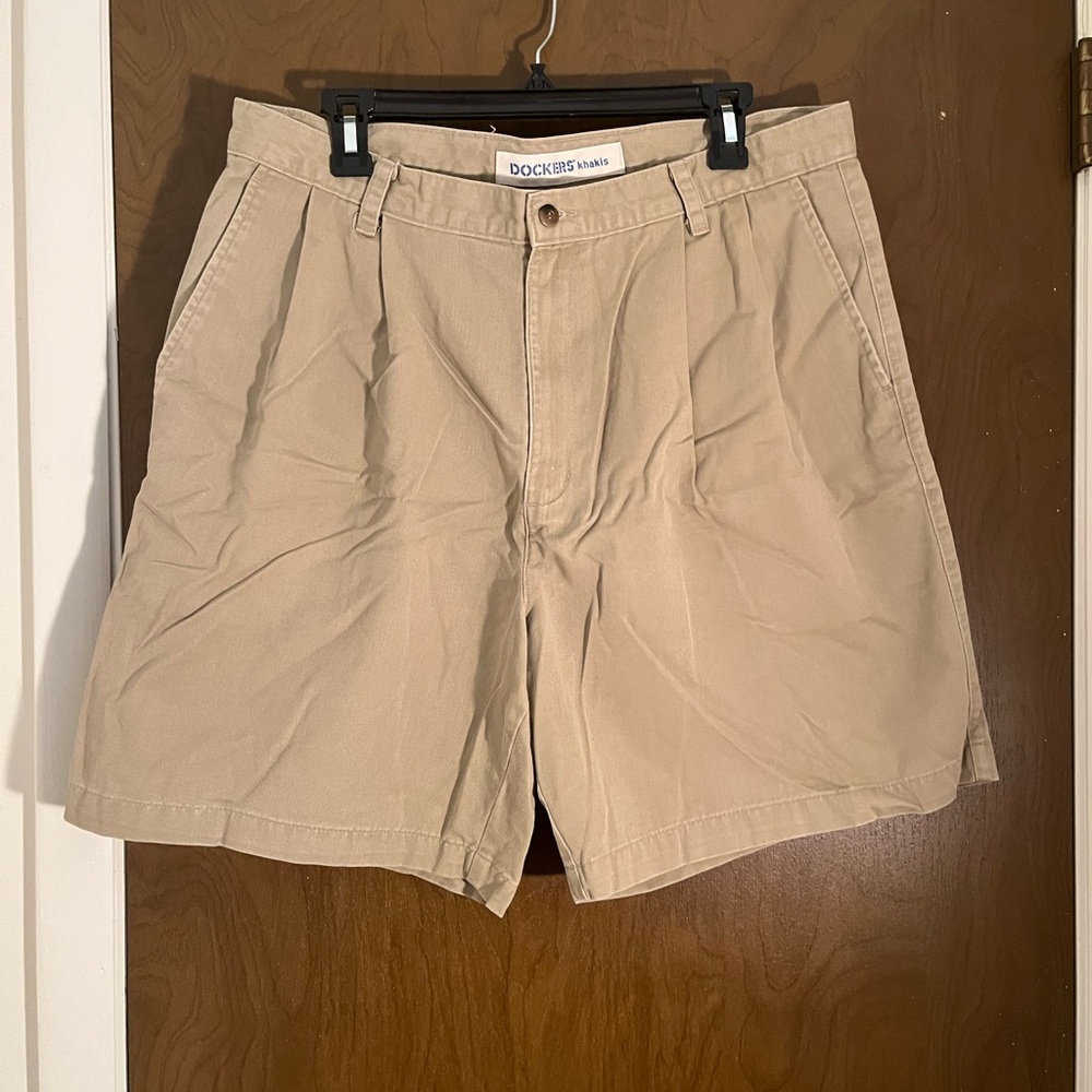 Dockers Men's Classic Khaki Shorts